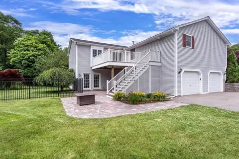 4 Chilmark Rd, Franklin, MA 02038 photo 3