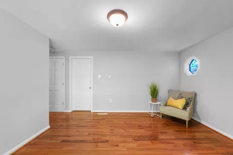 Living - 4 Nancy Rd, Natick, MA 01760 photo 6 of 6