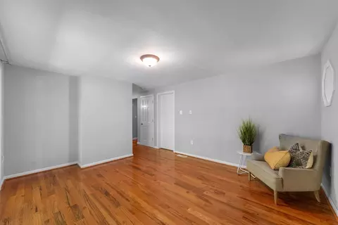 Living - 4 Nancy Rd, Natick, MA 01760 photo 5 of 6