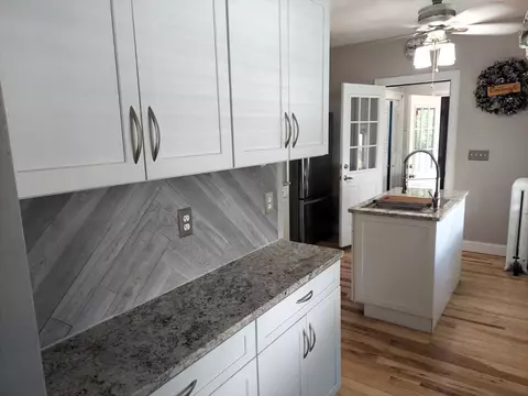 Kitchen - 40 Whitmarsh Ave, Worcester, MA 01606 photo 1 of 3