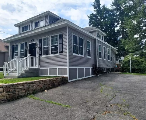 Exterior - 40 Whitmarsh Ave, Worcester, MA 01606 photo 5 of 7