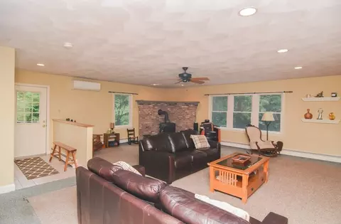146 Forest St, Middleton, MA 01949 photo 17