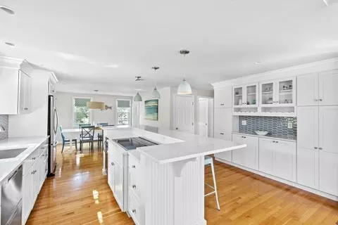 Kitchen - 104 Manatee Rd, Hingham, MA 02043 photo 3 of 5