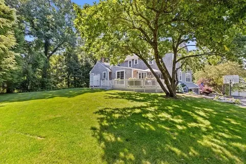 Exterior - 104 Manatee Rd, Hingham, MA 02043 photo 5 of 9