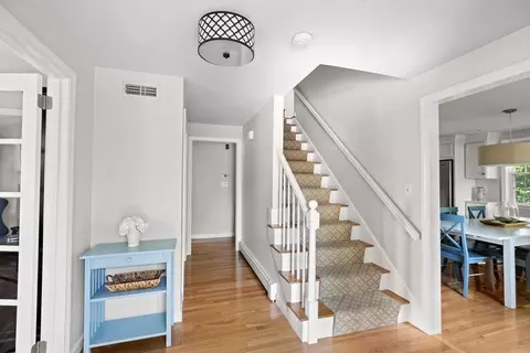 Entry Way - 104 Manatee Rd, Hingham, MA 02043 photo 2 of 3