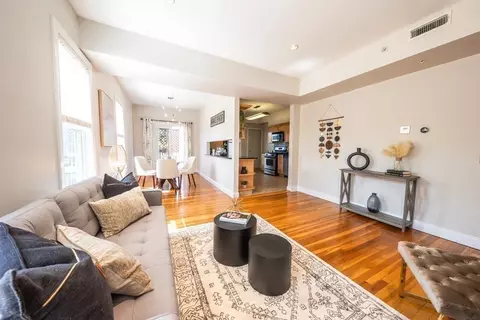 22 Sewall St #4, Somerville, MA 02145