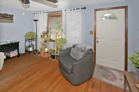 239 El Paso St, Springfield, MA 01104 photo 6