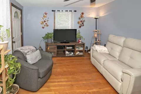 239 El Paso St, Springfield, MA 01104 photo 7