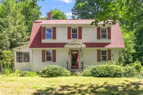 26 Tahattawan Rd, Littleton, MA 01460
