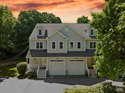 29 Mechanic St #A, Foxboro, MA 02035