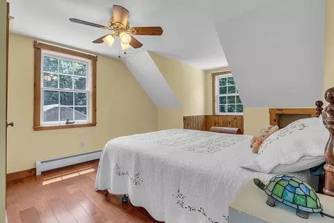 Bedroom - 371 Walnut Hill Rd, Orange, MA 01364 photo 3 of 4