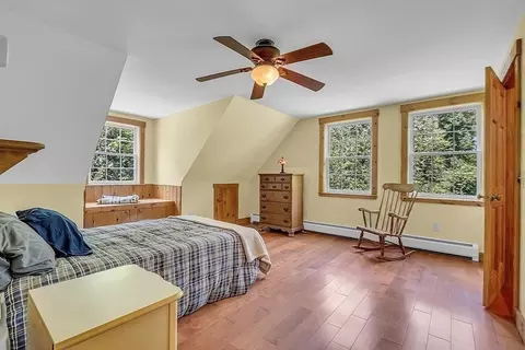 Bedroom - 371 Walnut Hill Rd, Orange, MA 01364 photo 1 of 4