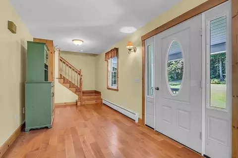 Entry Way - 371 Walnut Hill Rd, Orange, MA 01364 photo 2 of 2