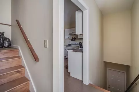 92 Mill St, Springfield, MA 01108 photo 23