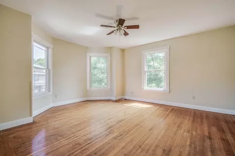 92 Mill St, Springfield, MA 01108 photo 20