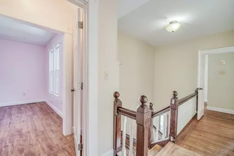 92 Mill St, Springfield, MA 01108 photo 14