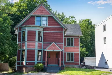 92 Mill St, Springfield, MA 01108 photo 2