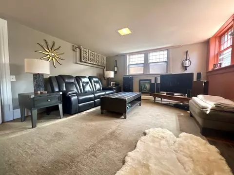 Living - 109 Pineywoods, Springfield, MA 01108 photo 8 of 8
