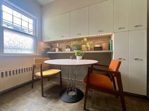 Kitchen - 109 Pineywoods, Springfield, MA 01108 photo 2 of 5