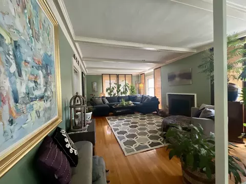 Living - 109 Pineywoods, Springfield, MA 01108 photo 4 of 8