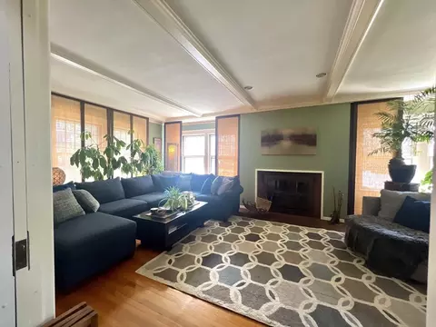 Living - 109 Pineywoods, Springfield, MA 01108 photo 1 of 8