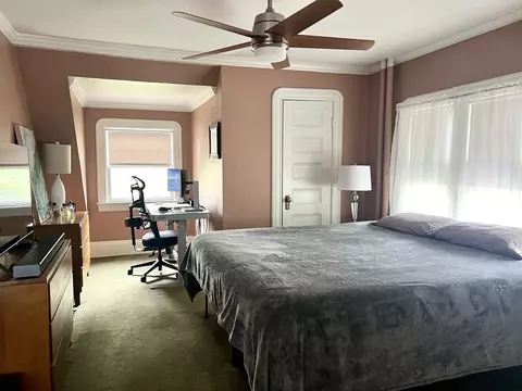 Bedroom - 109 Pineywoods, Springfield, MA 01108 photo 4 of 10