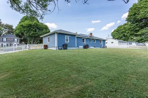 575 Aetna St, Fall River, MA 02721 photo 27