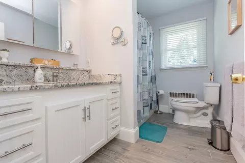 575 Aetna St, Fall River, MA 02721 photo 17