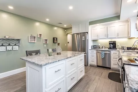 575 Aetna St, Fall River, MA 02721 photo 7