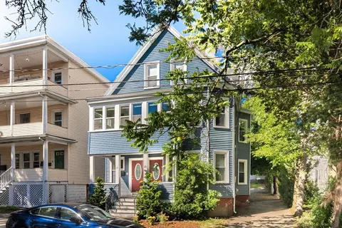31 Sewall St #2, Somerville, MA 02145