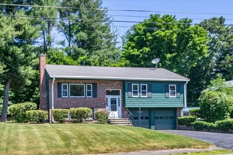 6 Towle Rd, Walpole, MA 02081