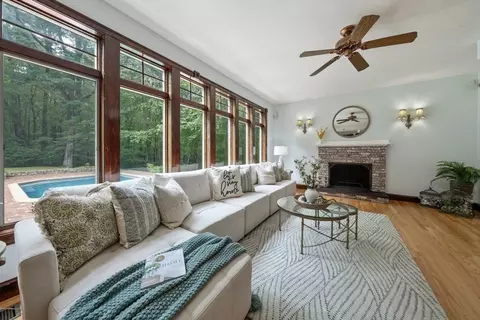 Living - 111 Chestnut St, Upton, MA 01568 photo 4 of 4