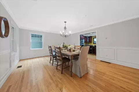 Dining - 111 Chestnut St, Upton, MA 01568 photo 2 of 5