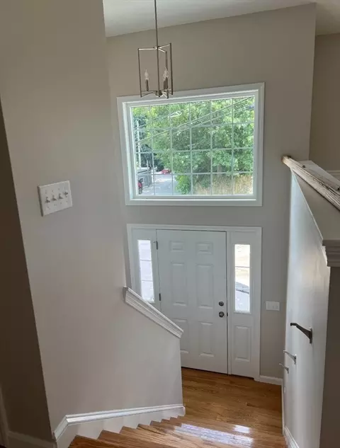 Entry Way - 139 Blithewood Ave, Worcester, MA 01604 photo 1 of 3