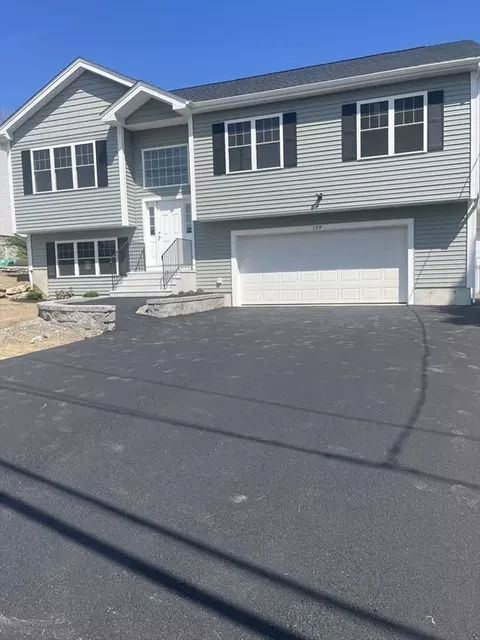 Exterior - 139 Blithewood Ave, Worcester, MA 01604 photo 5 of 7
