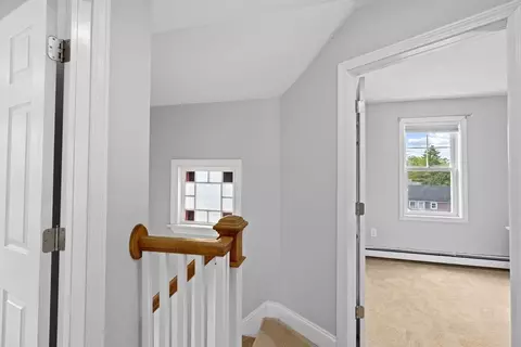Entry Way - 85 Gibbs Ave, Wareham, MA 02571 photo 3 of 4