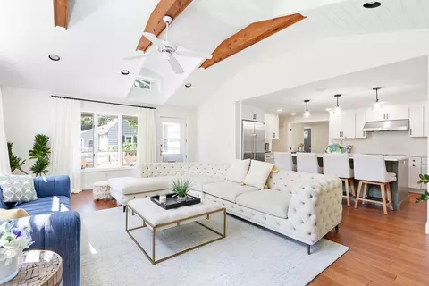 247 Greendale Ave, Needham, MA 02494