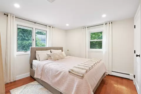 Bedroom - 247 Greendale Ave, Needham, MA 02494 photo 3 of 4