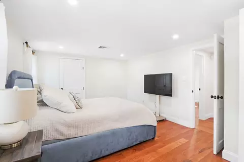 Bedroom - 247 Greendale Ave, Needham, MA 02494 photo 2 of 4