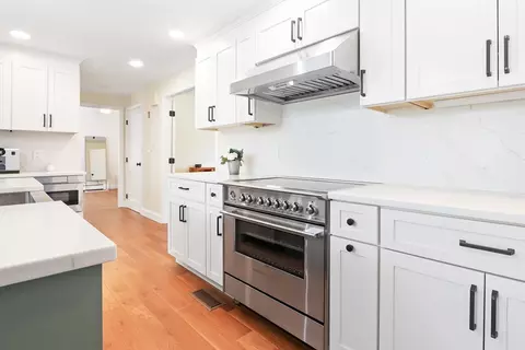 Kitchen - 247 Greendale Ave, Needham, MA 02494 photo 3 of 5