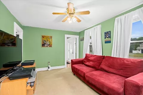 32 Goddard St, Blackstone, MA 01504 photo 9