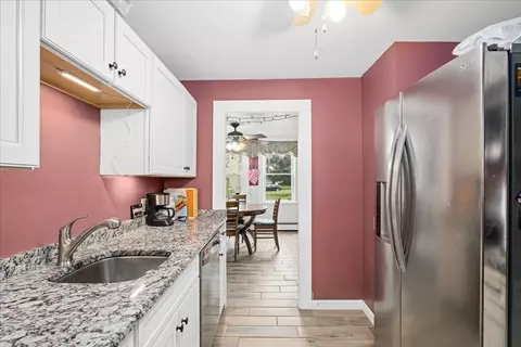 32 Goddard St, Blackstone, MA 01504 photo 4