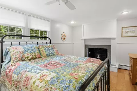 Bedroom - 13 Spring St, Danvers, MA 01923 photo 7 of 10
