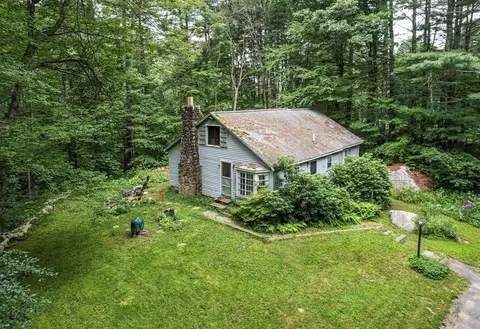 12 Wood St, Southborough, MA 01772