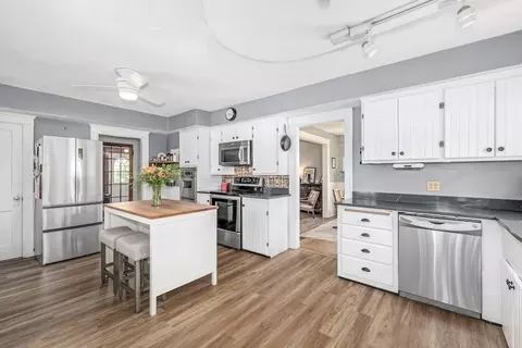 3 Stratfield St, Worcester, MA 01604 photo 13