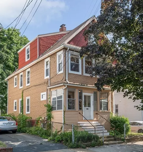 108-110 Ashland St, Malden, MA 02148