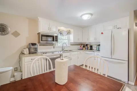 Kitchen - 78 Starling, Springfield, MA 01119 photo 4 of 6