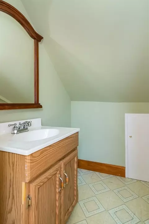 Bath - 79 Mill St, Natick, MA 01760 photo 3 of 3