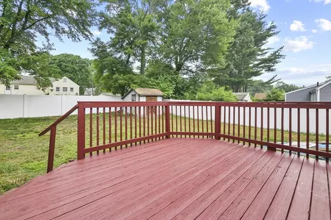 28 Burns Ave, Springfield, MA 01119 photo 23