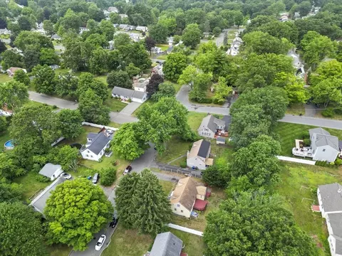 28 Burns Ave, Springfield, MA 01119 photo 34